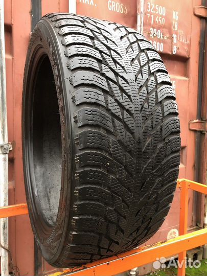 Nokian Tyres Hakkapeliitta R3 255/45 R20