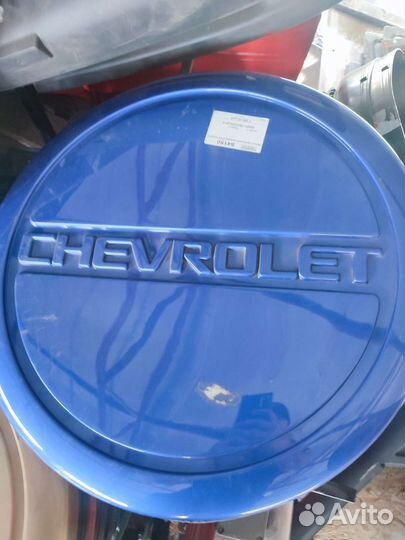 Колпак запасного колеса на chevrolet ниву