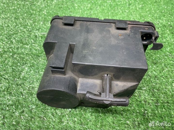 Компрессор центрального замка Mercedes-Benz E W124