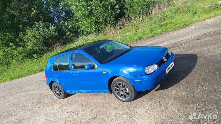 Volkswagen Golf 1.6 МТ, 1998, 350 000 км