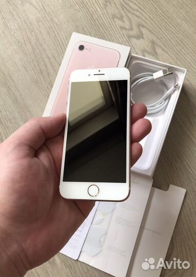 iPhone 7, 128 ГБ