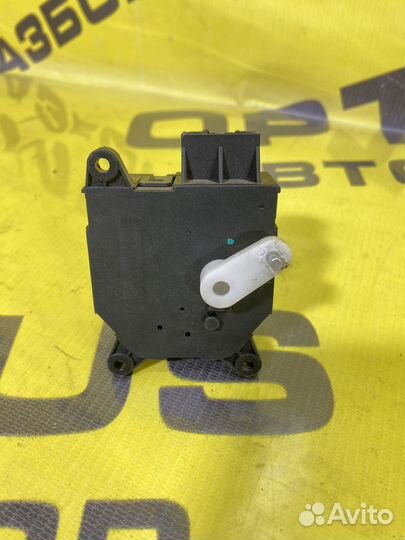 Моторчик заслонки отопителя Geely GC6