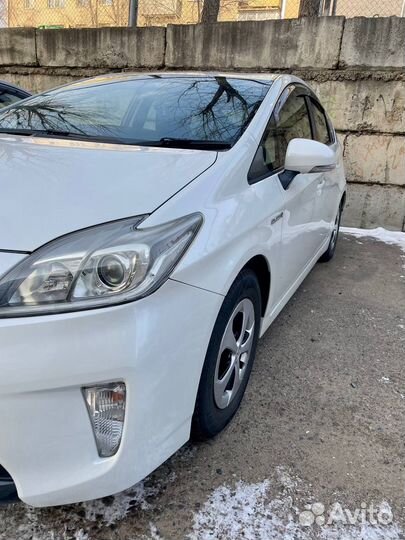 Toyota Prius 1.8 CVT, 2012, 140 000 км