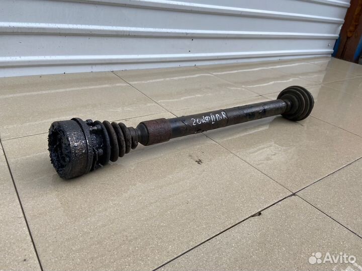 Привод передний правый Volkswagen Golf 2