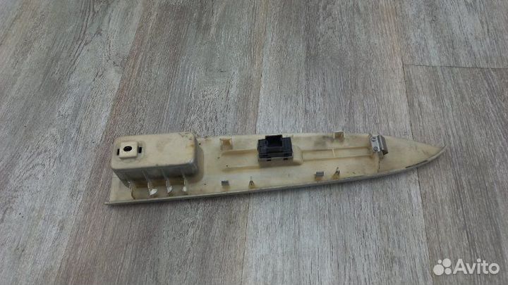 Кнопка стеклоподъемника Lifan Solano 620 2012