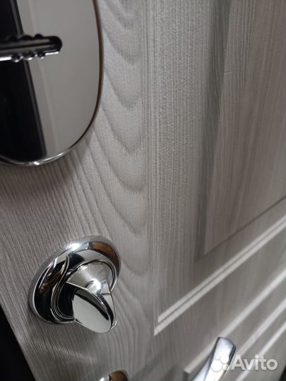 Дверь с терморазрывом Дверь в частный дом