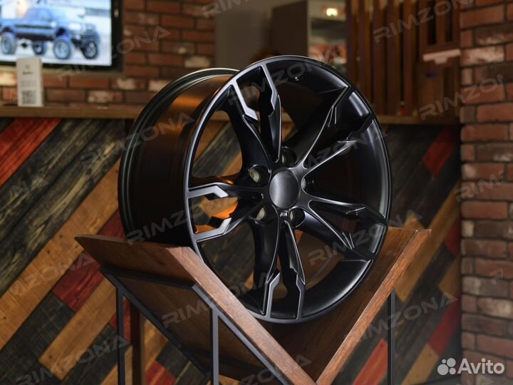 Литые диски R18 на BMW X7. Арт1862