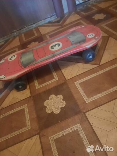 Подам самокат детский