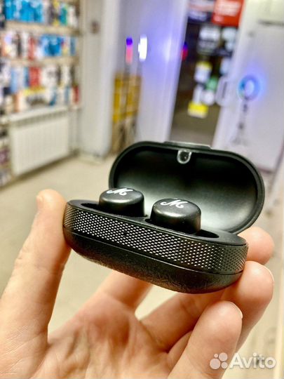 Беспроводные наушники маршалл