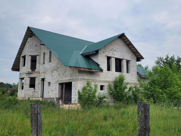 Дом 276,8 м² на участке 20 сот.