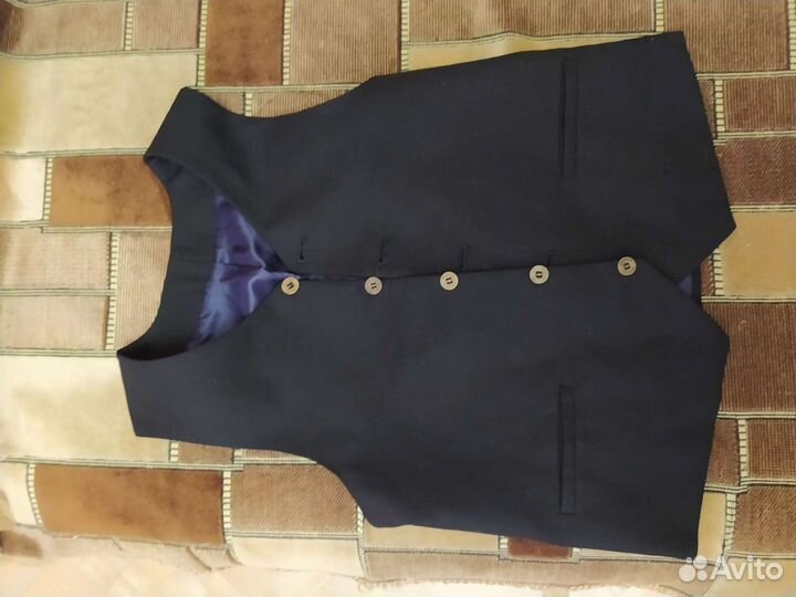 Школьный жилет peplos