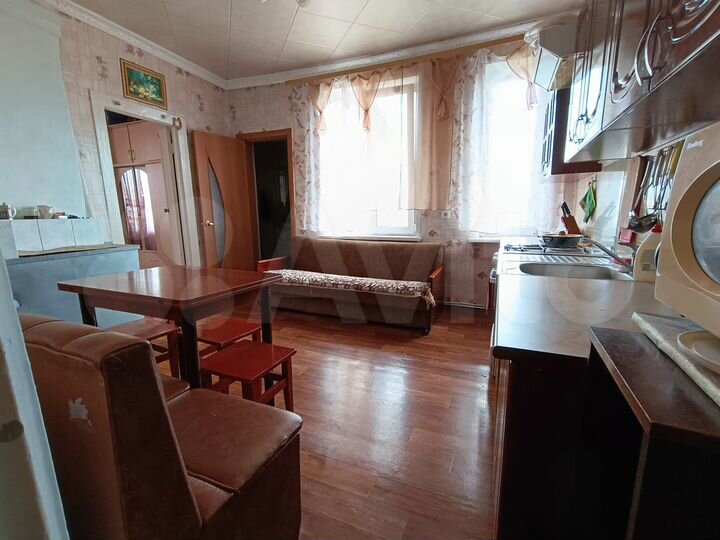 3-к. квартира, 61 м², 2/2 эт.
