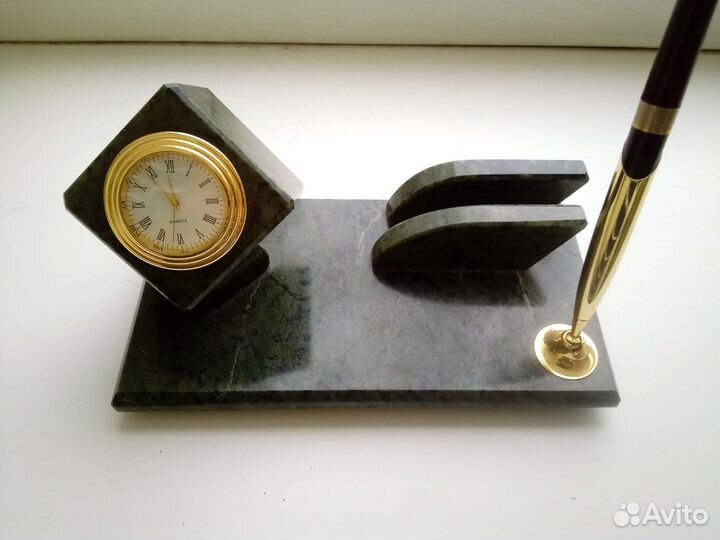Письменный настольный прибор из натурального камня