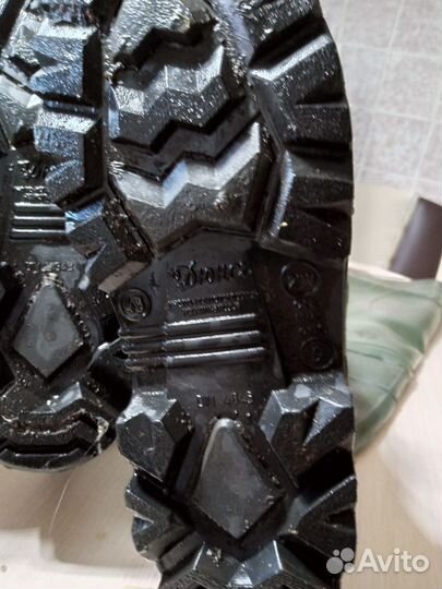 Сапоги болотники