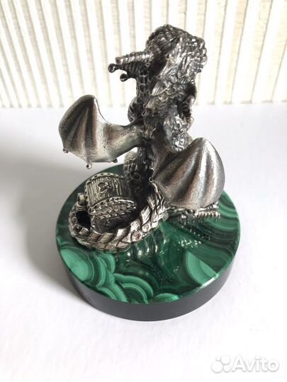Сувенир. Малахит. Подарок. Статуэтка для дома