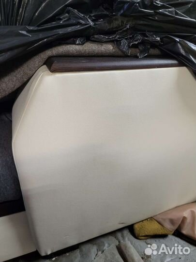 Угловой диван