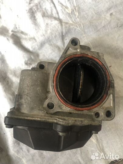 Дроссельная заслонка Volkswagen Passat B6