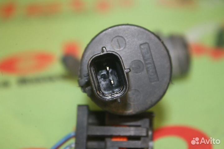 Мотор омывателя toyota avensis AZT250