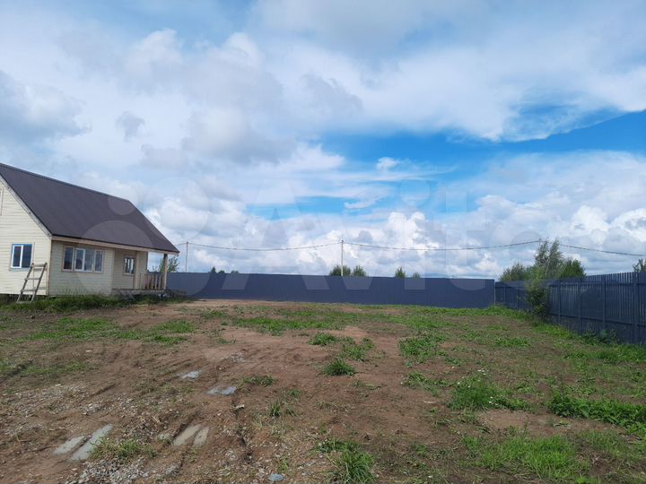 Дом 63 м² на участке 15 сот.