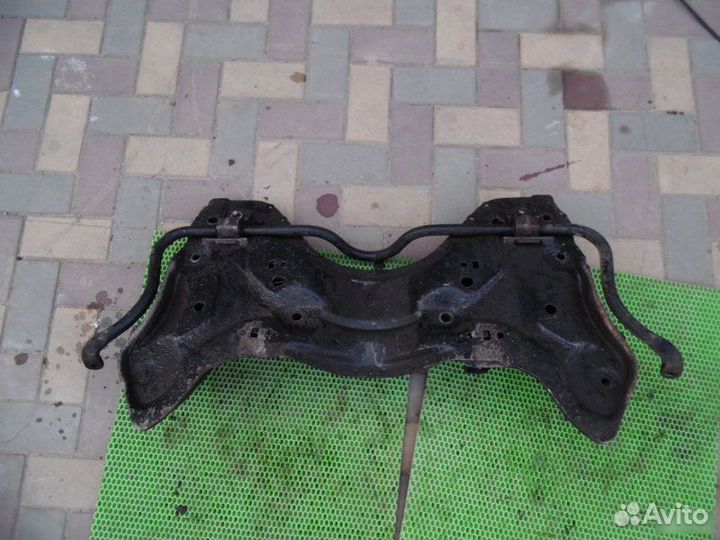 Подрамник передний Peugeot 206 1.4