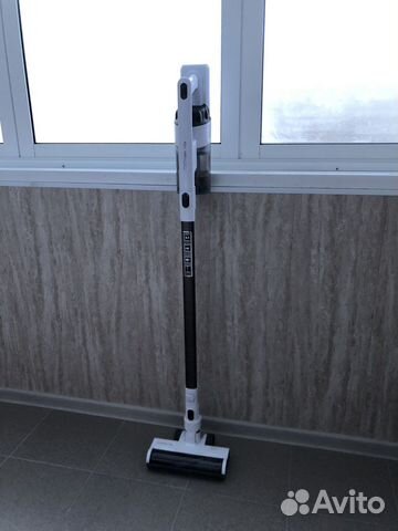 Вертикальный пылесос polaris