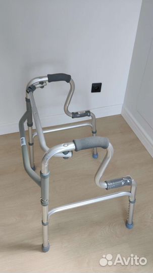 Ходунки для взрослых