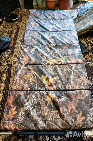 Кровать totem, кресло и матрасы для раскладушки