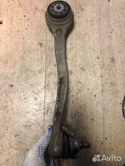 Рычаг подвески передний левый Mercedes C-Class