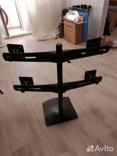 Кронштейн стойка для 4 мониторов