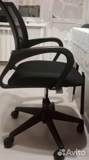 Компьютерное кресло