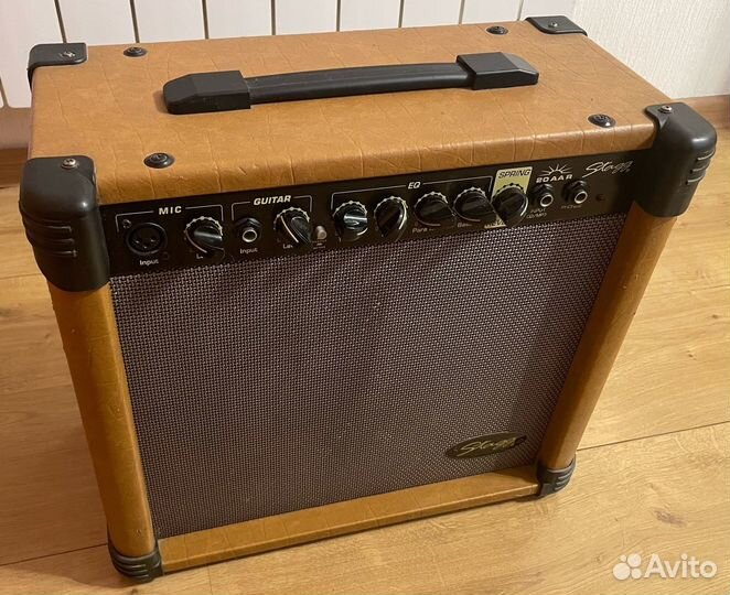 Гитарный комбоусилитель Stagg 20 AA R