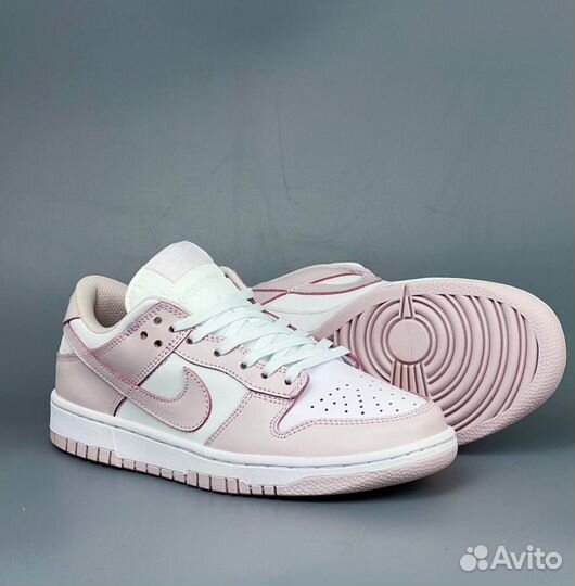 Женские кроссовки Nike Dunk Pink