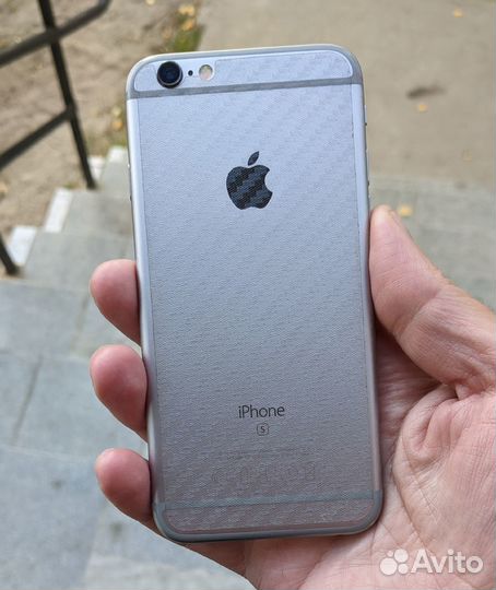 iPhone 6S, 32 ГБ