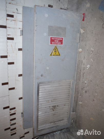 Дверь металлическая с коробкой и приточкой снизу