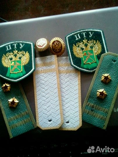Пуговицы-погоны военных