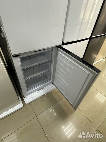 Холодильник Beko B3drcnk402HW белый