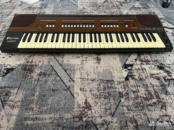 Синтезатор