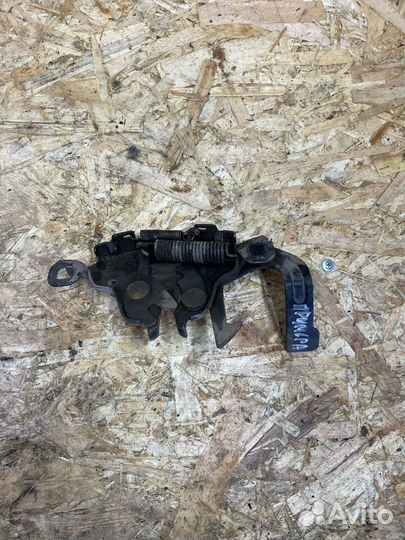 Замок капота Nissan Primera p12