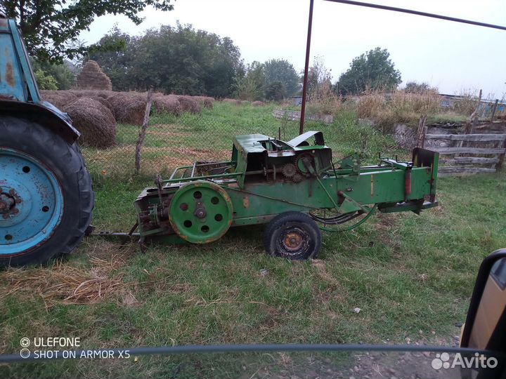 Пресс-подборщик John Deere Пресс-подборщик 8 series, 2000