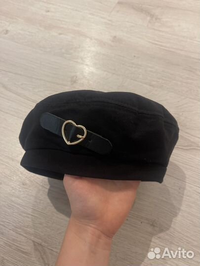 Берет женский черный