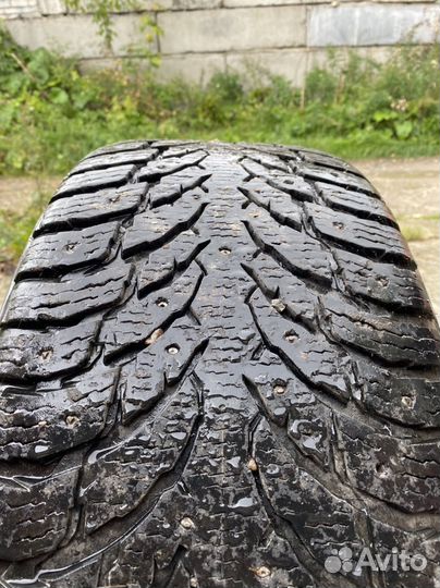 Nokian Tyres Hakkapeliitta 9 SUV 285/60 R18 104G