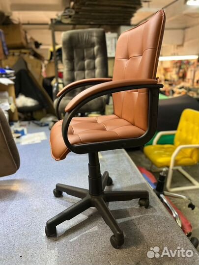 Компьютерное кресло