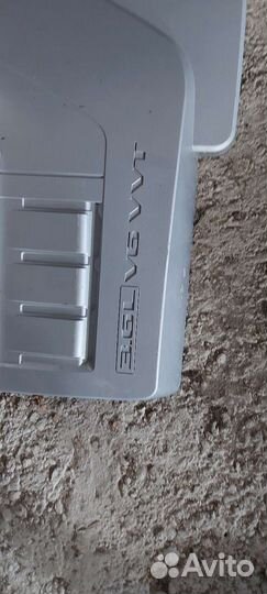 Декоративная накладка двигателя на Cadillac SRX