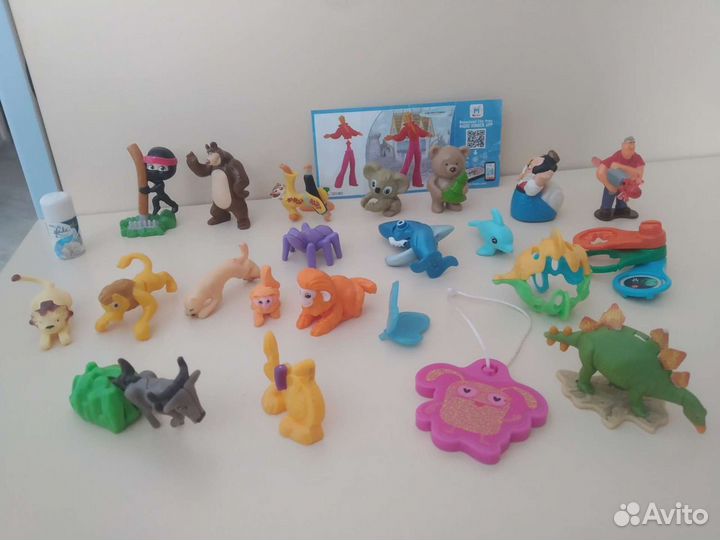 Игрушки Киндер сюрприз