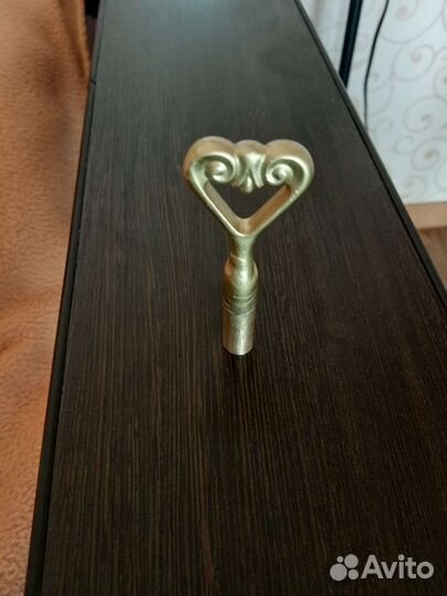 Заводной ключ для часов