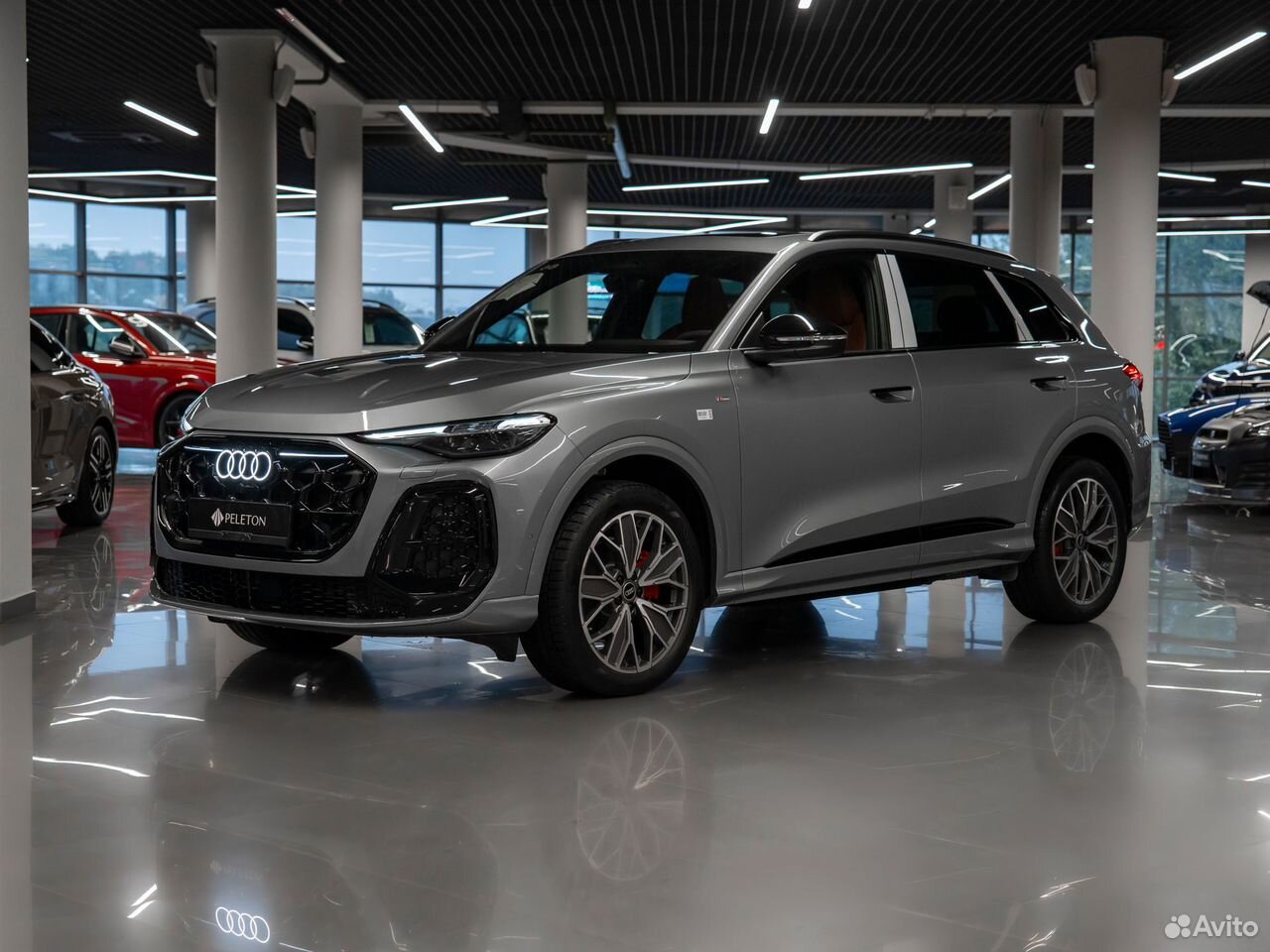 Audi Q5L 2.0 AMT, 2026