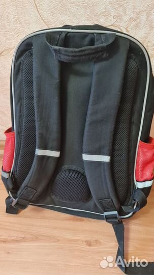 Школьный рюкзак
