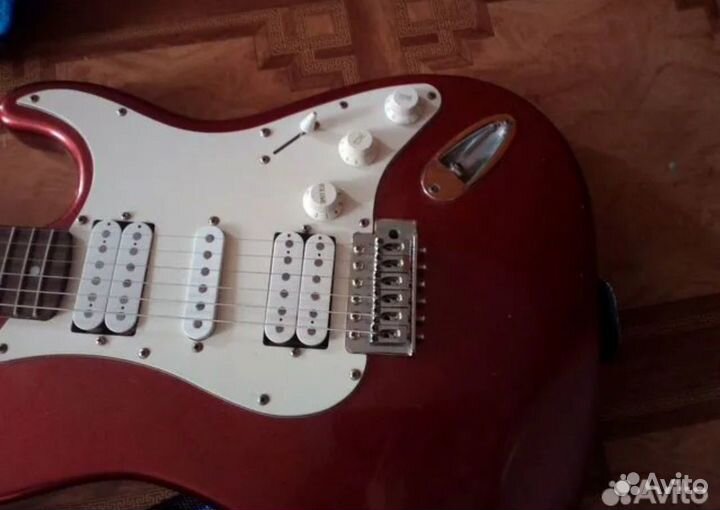 Электрогитара