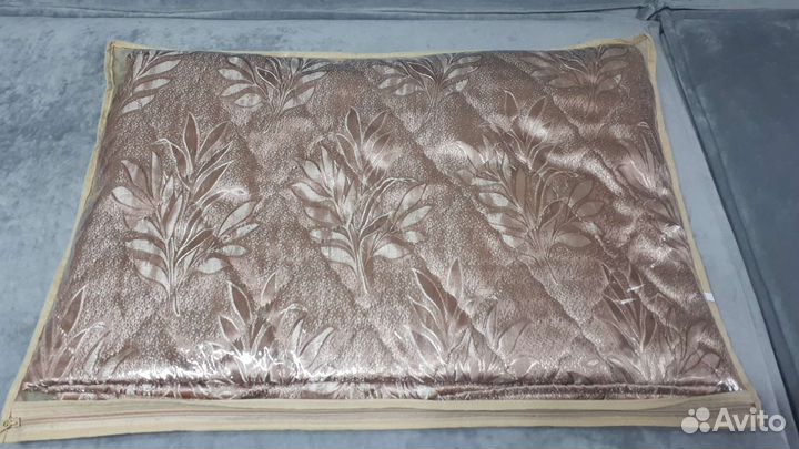 Покрывало на кровать новое, в упаковке