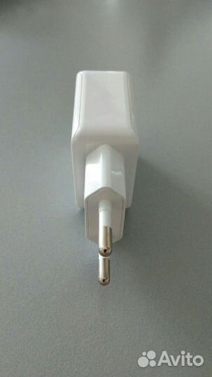 Вилка для зарядки